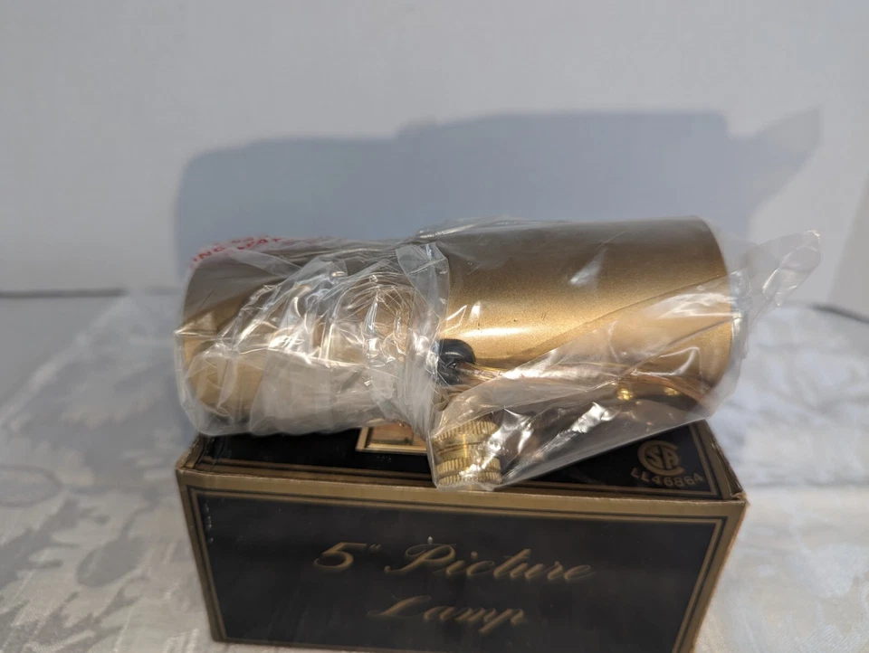 Lámpara antigua de latón de 5" Lite Source Gen-Lite de colección falta montaje en pared Foto 3 de 4