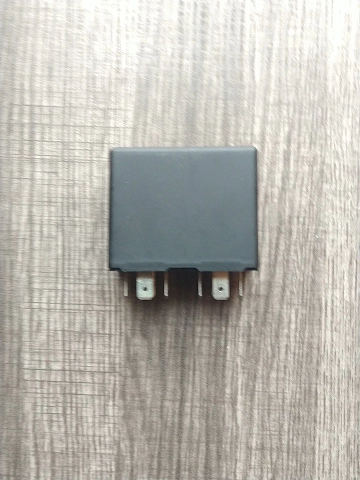 #56049114AC, 2003 Dodge Dakota, Durango, Mopar Hazard Flasher Relay, Fits 01-03 Foto 4 de 4