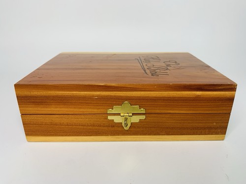 1976 KJV Holy Bible Memorial Edition Light of the World Cedar Wood Box Protestan - Picture 13 of 13