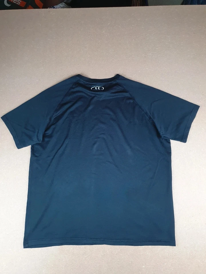 T-shirt de sport Under Armour noir taille L Heatgear pour homme - Photo 2/4
