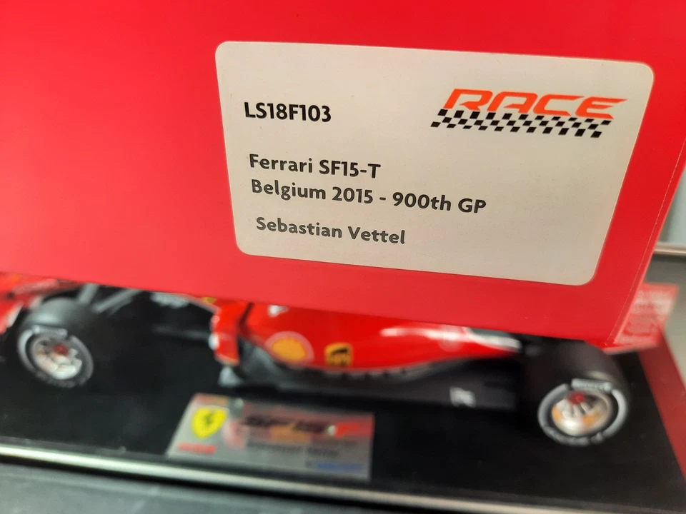 Looksmart Ferrari SF15-T #5 Sebastian Vettel Belgium 2015 900th GP 1/18 LS18F103 - Immagine 3 di 3