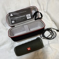 JBL Flip 5 Green Portable Bluetooth Speaker with Case and USB Cable