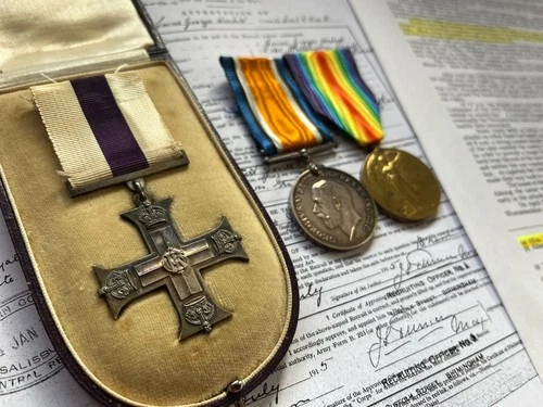 WW1 Military Cross MC Medal Group - JONES - Worcestershire Regiment - citation