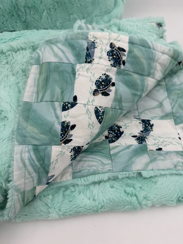 Conjunto de edredón y almohada a juego bebé niño pequeño tamaño verde azulado tema tortuga suave lindo Foto 2 de 4