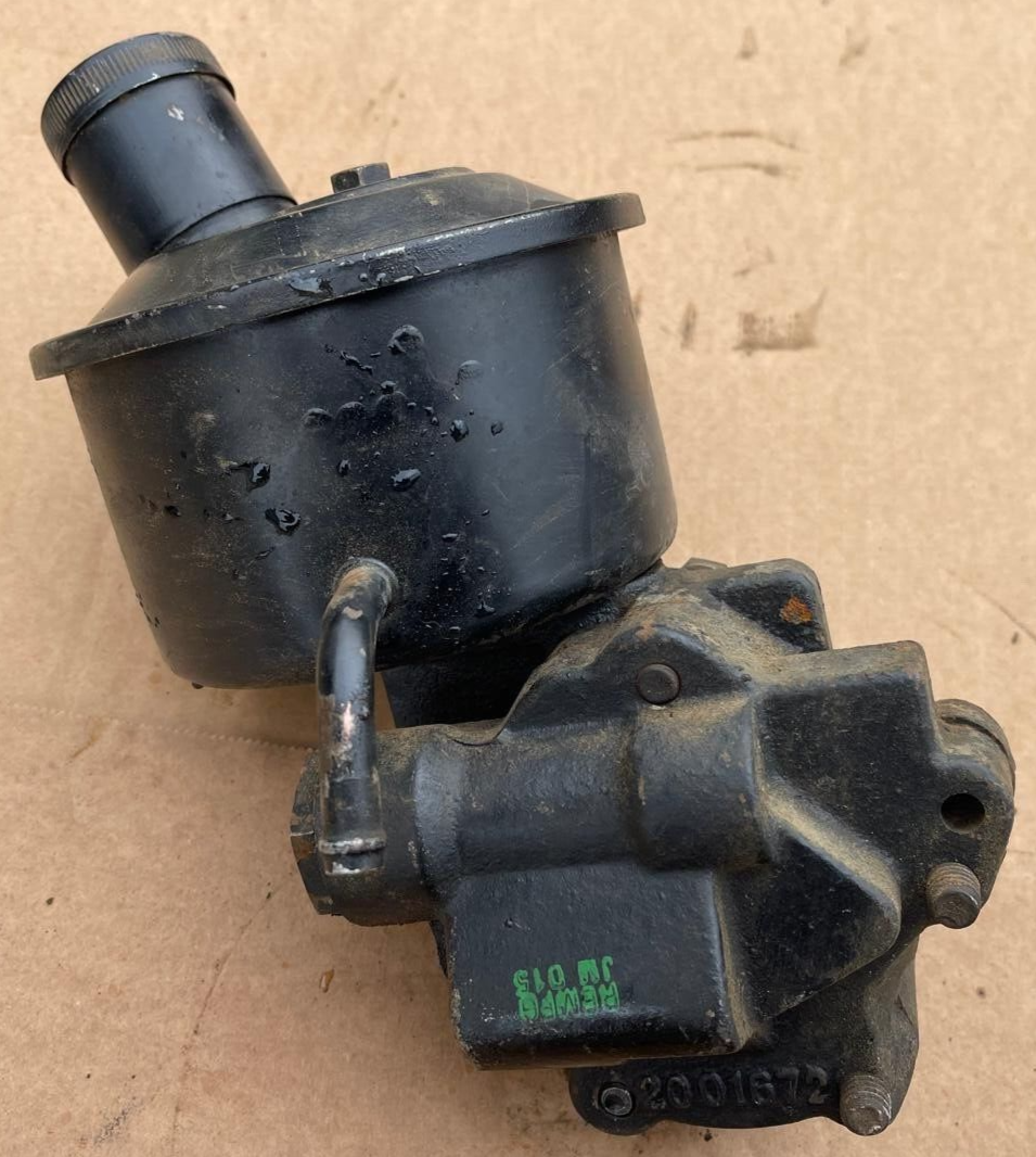 Paire de dormeuses anciennes en platine (950/oo) et en or de 2 tons 18 K (750/oo), fo Paire de dormeuses anciennes en platine (950/oo) et en or de 2 tons 18 K (750/oo), fo
