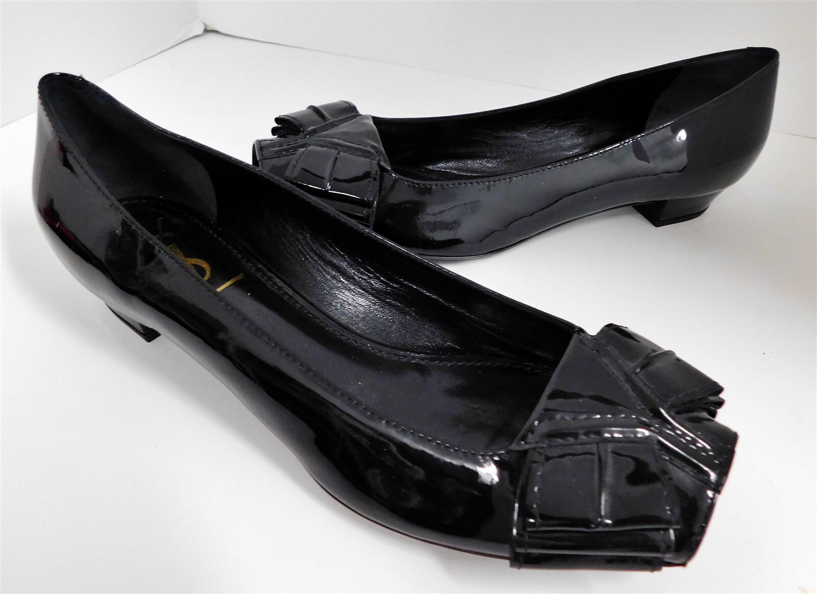 Ballerine nuove YSL Yves Saint Laurent nere vernice punta aperta fiocco Italia 39 5