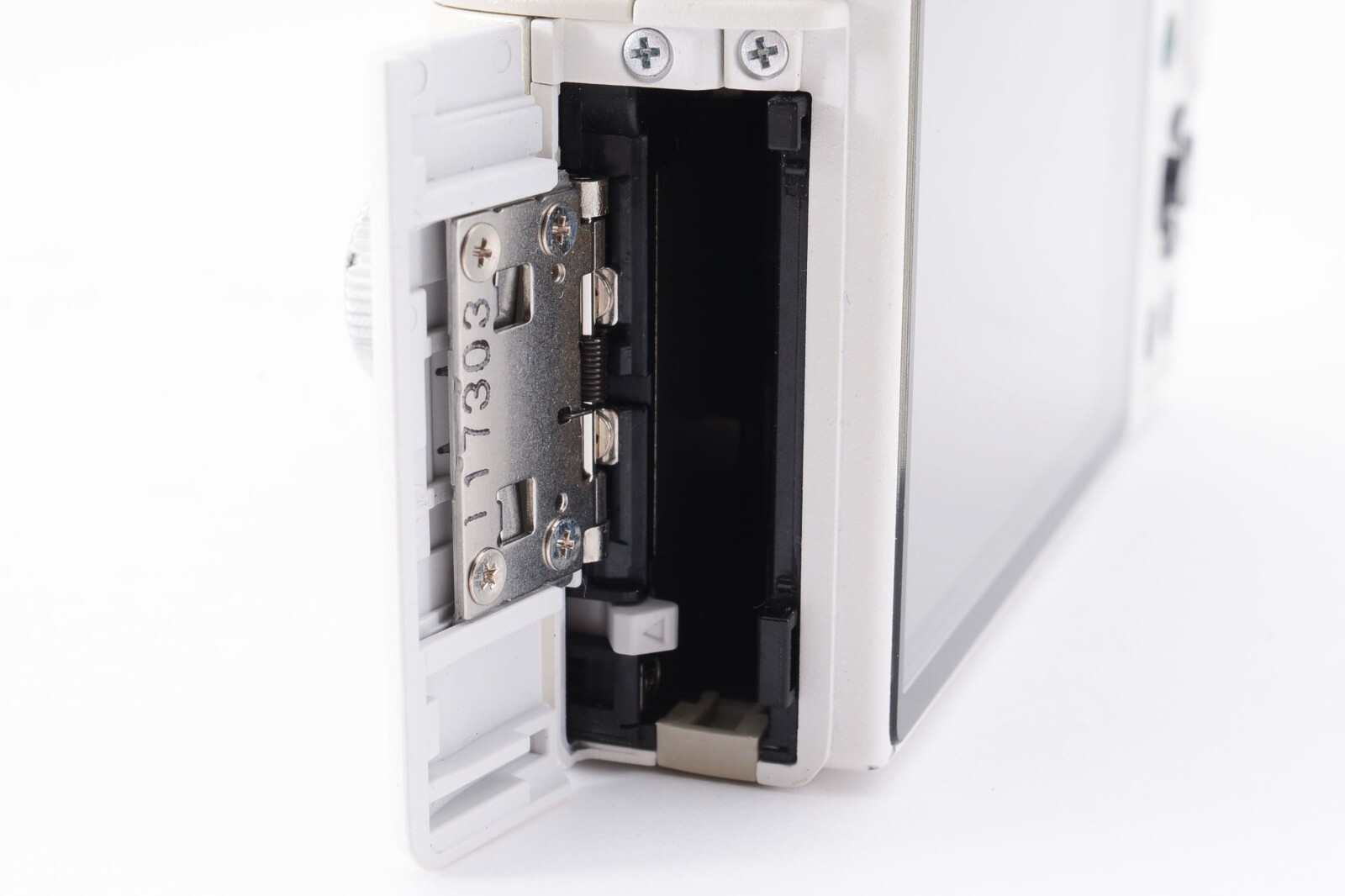 [245 shots] PENTAX Q 12.4MP Digital Camera w/ 515mm 02 Lens & 03 Fish