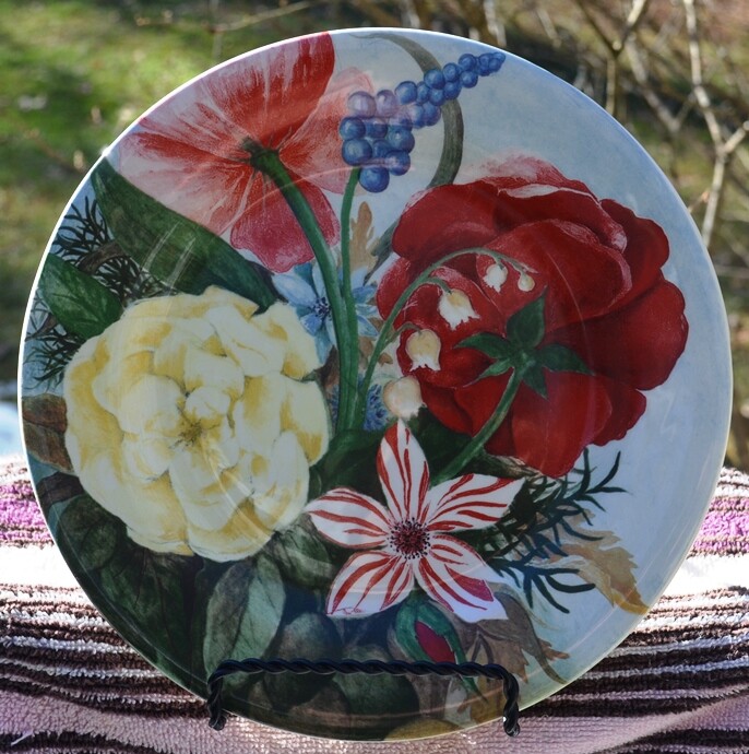 HANDPAINTED FAIENCERIE DE GIEN VOLUPTE SALAD/DESERT PLATE FROM