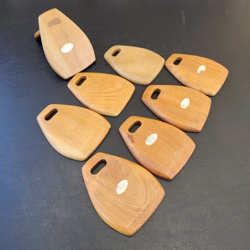 Vintage Woodcrest Styson Set Of 7 Coasters Cork Wood Teak With Stand MCM Japan - Picture 4 of 6