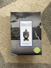 3 Horror Trading Cards Sets That Are Cheap and Easy to Collect 20