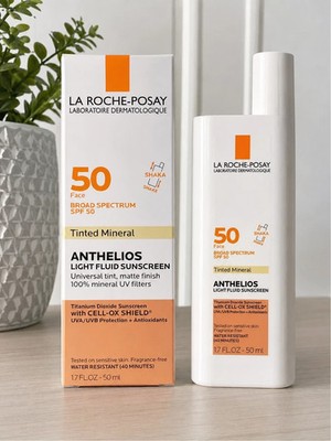 La Roche-Posay Anthelios Tinted Mineral Light Fluid Sunscreen - 1.7oz Exp: 12/28
