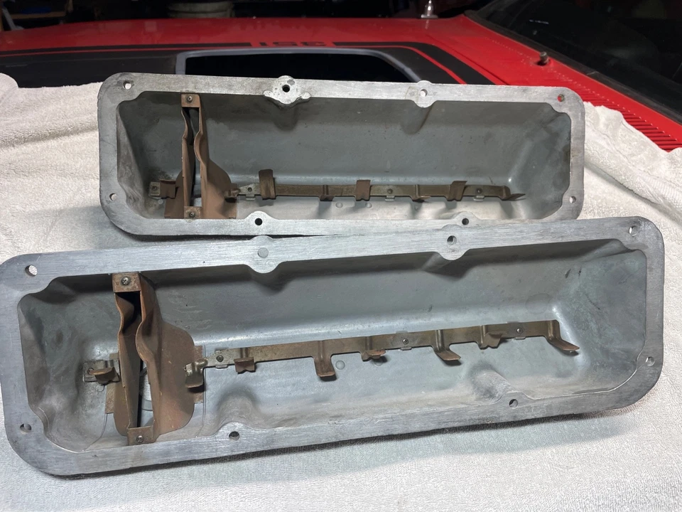 Boss Mustang Cougar 1970 1971 original Boss 302 351 cubiertas de válvula de aluminio con aletas Foto 2 de 4