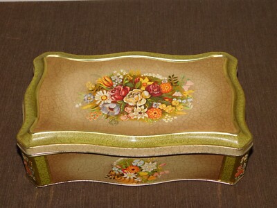 VINTAGE KITCHEN 10'' WIDE MADE IN HOLLAND FLOWERS  BISCUIT / CANDY TIN *EMPTY*