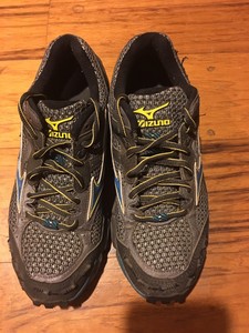 mizuno wave cabrakan 2