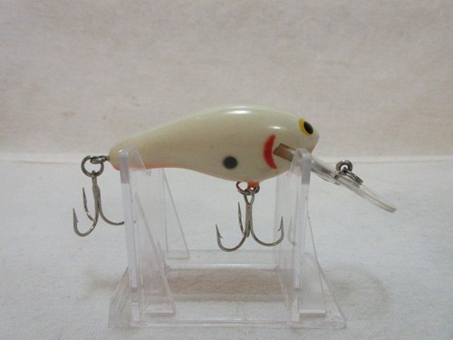 Vintage Bagley Diving Killer B2 Bone Color Lure - Picture 2 of 4