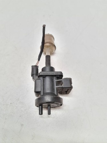 Mercedes-Benz E W211 2006 Diesel 165kW Turbolader Druckwandler Magnetventil