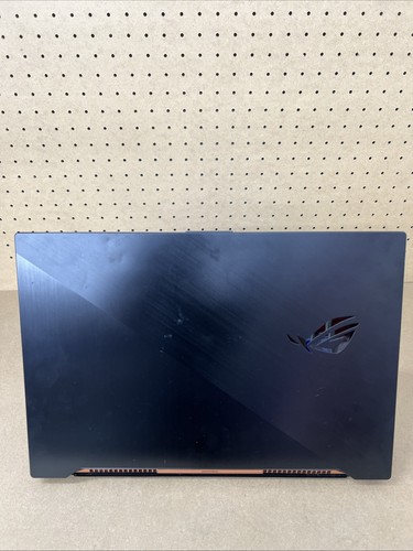 ASUS ROG Zephyrus S17 GX701 computer portatile da gioco 16 GB Ram 1 TB SSD i7 NVIDIA RTX 2060 - Foto 11 di 16