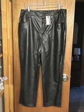 Nine West Women’s Size 14 Black Mineral Pleather Five Pocket Pants. NWT.