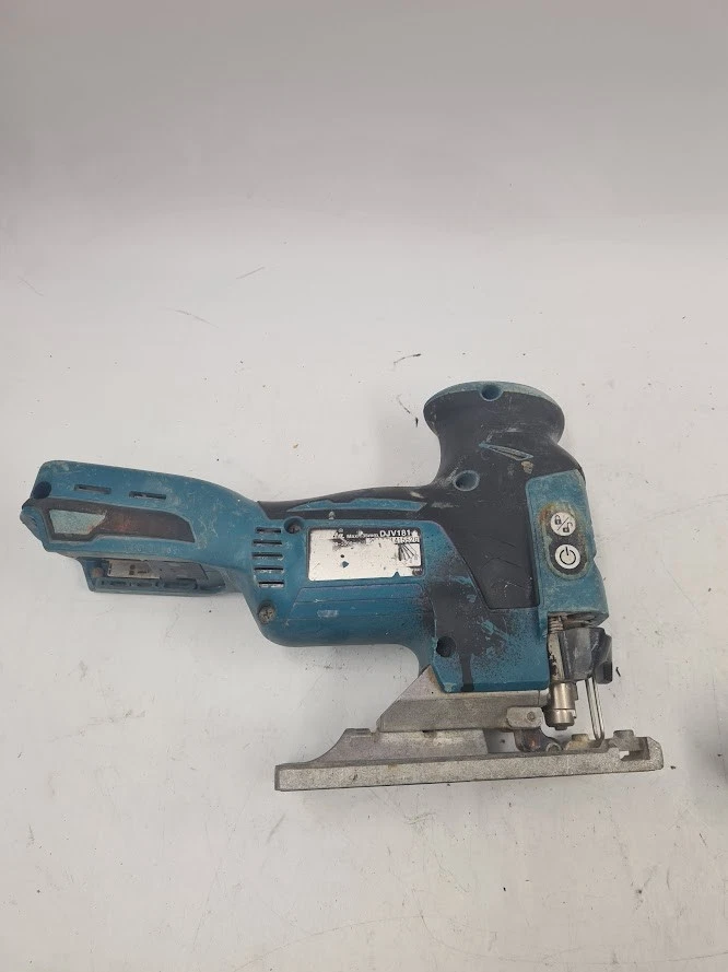 Makita Cordless Power Tools Lot of 4 - DJV181 DJR183 2 Chargers - Image 2 of 4