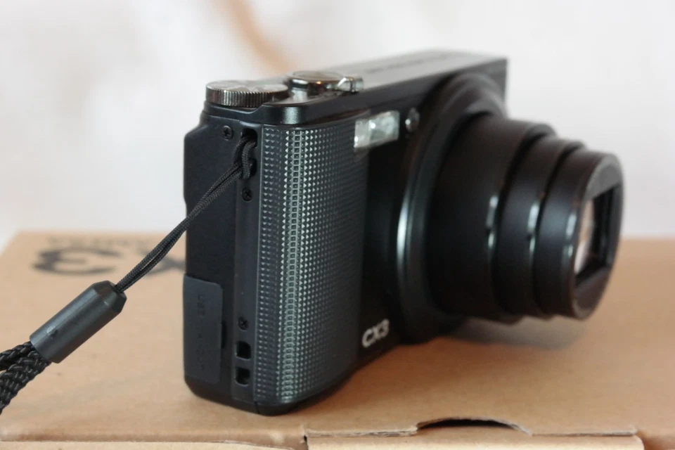 Ricoh CX3 Digital camera - Image 3 of 4