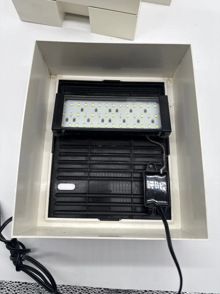 Fluval Edge 12G Aquarium Base Stand Light Combo White Modern As Is No Power Cord - Image 4 of 4