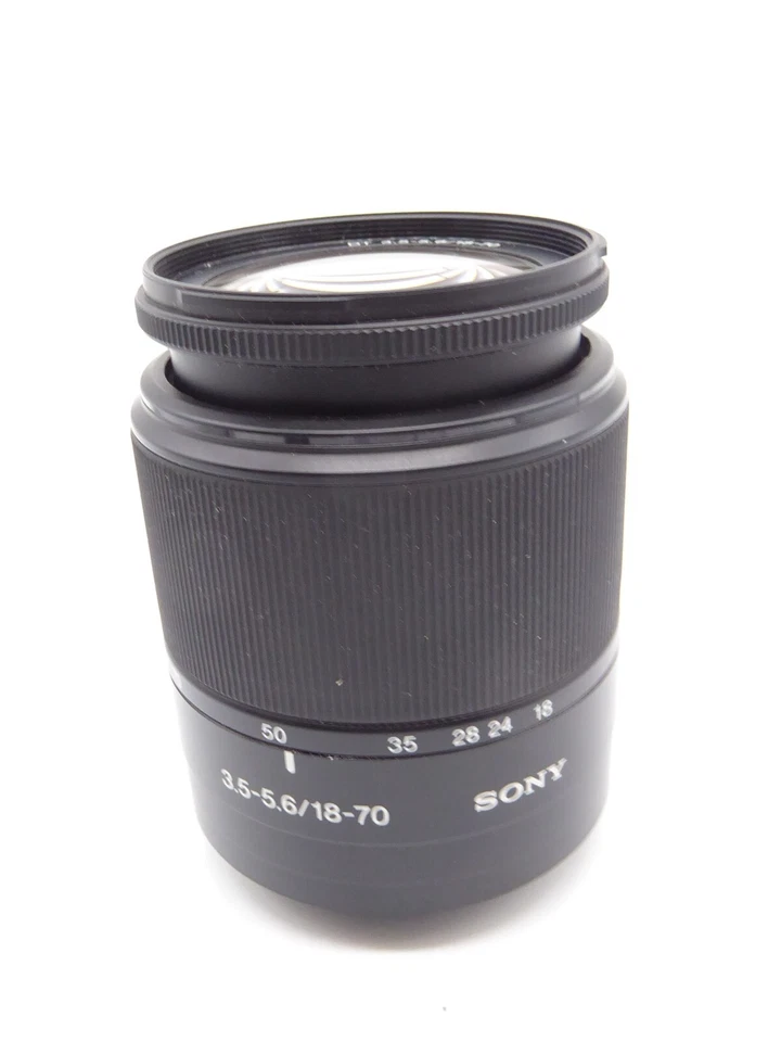 Sony 18-70mm DT F3.5-5.6 Macro Sony Alpha DLSR Fit Sony A77, A700 Etc spares - Image 2 of 4