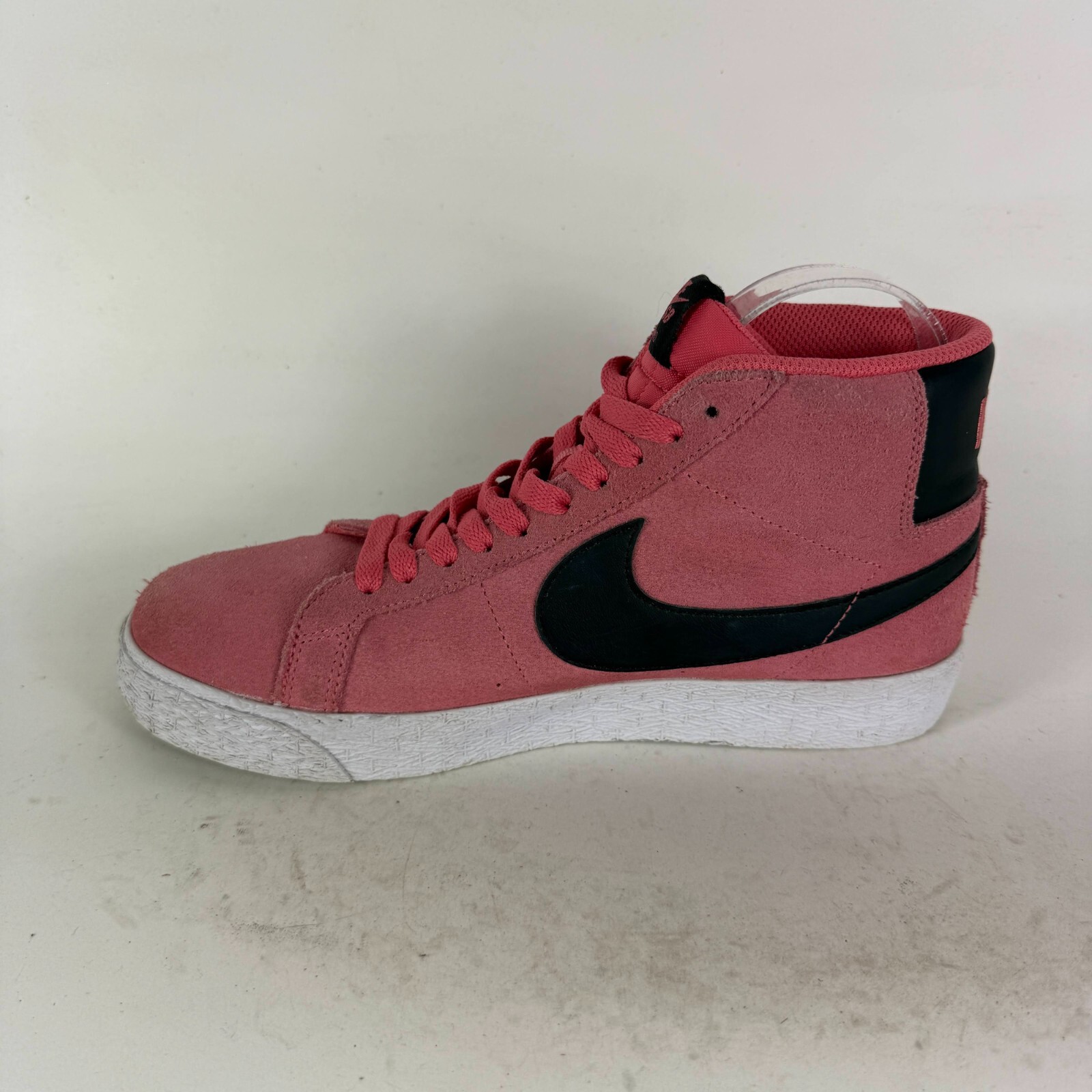 Nike SB Zoom Blazer Mid Sneakers Mens 7 Pink Suede Lace Up Mid Top Running Shoes thumbnail 6