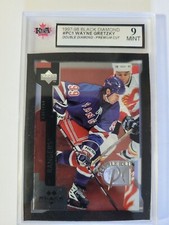 Wayne Gretzky 1997-98 Die Cut Double Black Diamond Hockey Card KSA Graded 9!!!