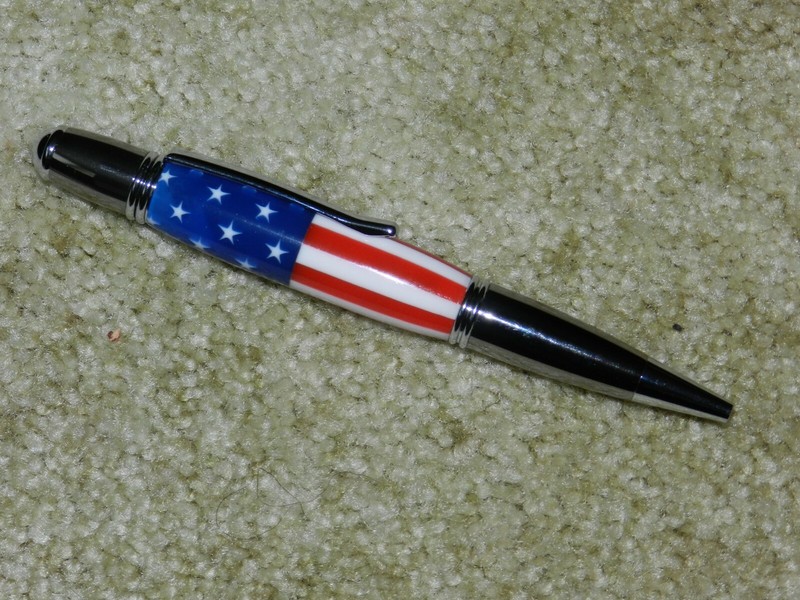 Manhattan Ballpoint Twist Pen / Gun Bright Metal finish & Stars and Stripes Body