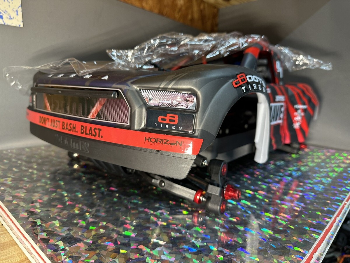 Arrma MOJAVE BLX 6s 1/8 Scale 4WD Desert Truck ROLLER Arrma MOJAVE BLX 6s 1/8 Scale 4WD Desert Truck ROLLER