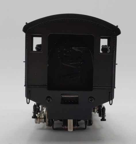 Weaver 7011 O Gauge Pennsylvania 0-6-0 Steam Switcher & Tender #7011 (3-Rail) EX - Picture 6 of 7