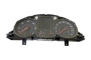 VW PASSAT Variant B6 3C5 Kombiinstrument 70002000 3C0920871K 1.90 26566040
