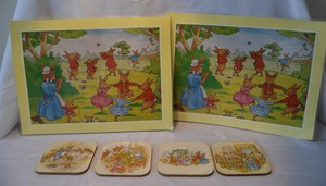 Vintage-Lot-Vintage-Royal-Doulton-BUNNYKINS-4-COASTERS-amp-2-PLACEMATS