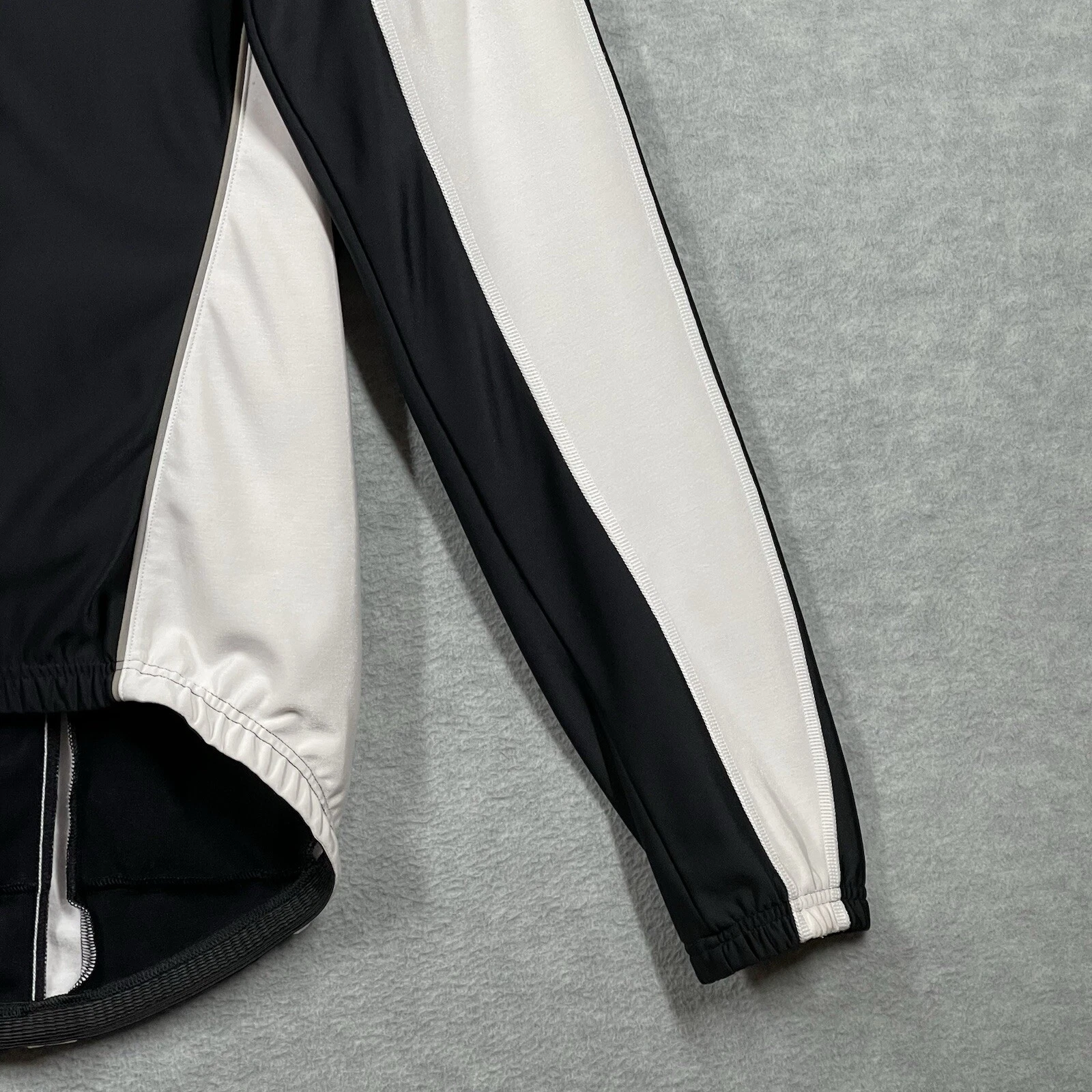 gore-bike-wear fitted reflective stretch full zip jacket