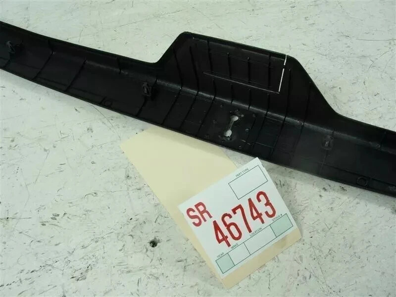 1993 1997 Infiniti J30 rear turnk rear body panel scuf plate sill trim ...
