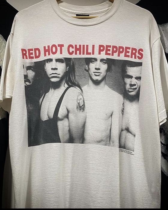 The Red Hot Chili Pepper RHCP 1990 Vintage Cotton Tshirt