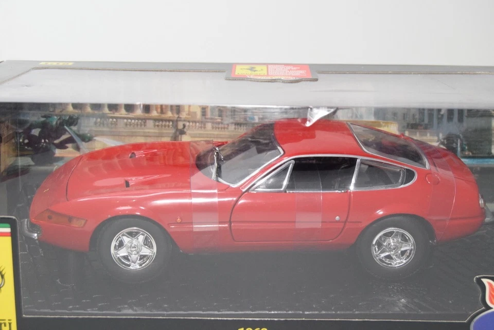 B23 1:18 HOTWHEELS MATTEL FERRARI 365 GTB/4 1968 ROSSO NUOVO CON SCATOLA - Immagine 2 di 4