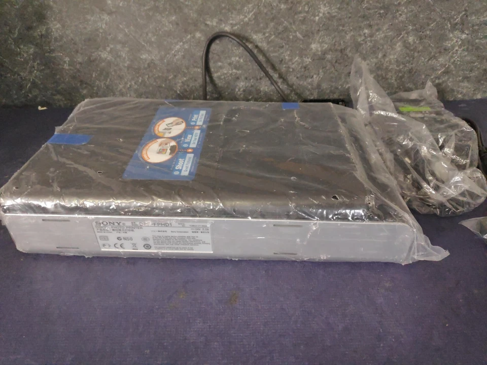 Sony DPP-FPHD1 Digital Photo Printer - New - See Details  - Image 4 of 4