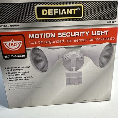 Defiant 703499 180  Wide Motion Detection Outdoor Security Light White