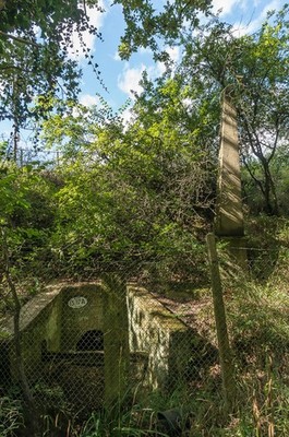 Foto 6x4 Roggenbach Düker und Kohlesteuer Obelisk Bittersom Düker nimmt die c2018