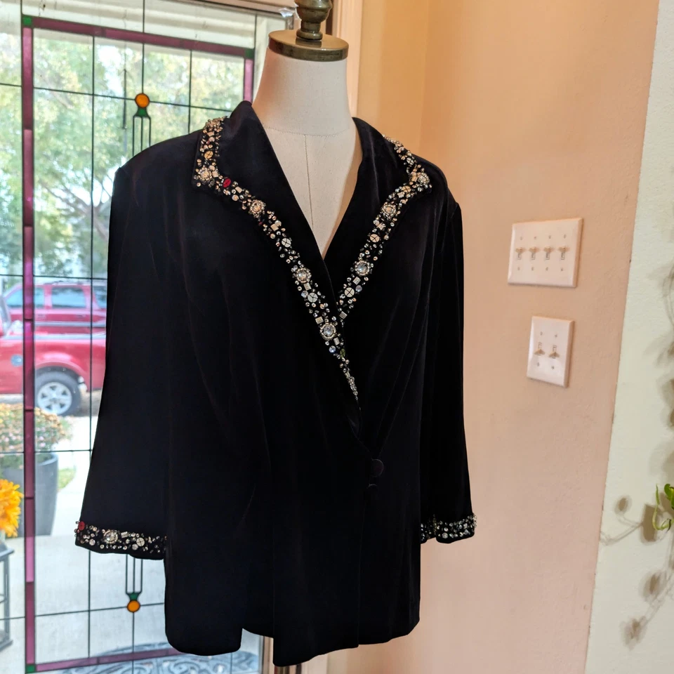 Alex Evenings Special Occasion Embellished Velvet Wrap Jacket Plus Size 1X Black - Image 2 of 4