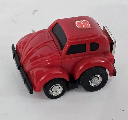 J-926 VINTAGE 1980'S HASBRO G1 TRANSFORMERS MINI VEHICLES BUMBLEBEE (RED)