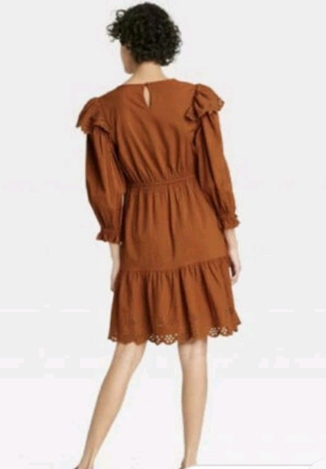 UNIVERSAL THREAD RUST  BROWN PUFF SLEEVE RUFFLE D… - image 3