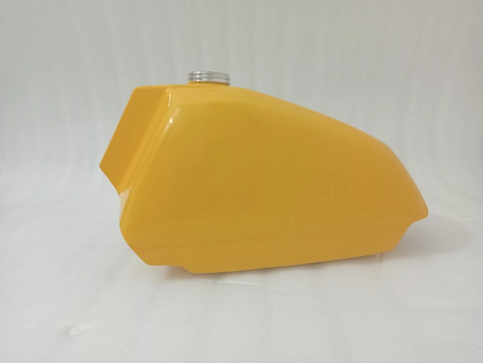 Suzuki PE175, 250, 400 Steel Yellow Painted Fuel Petrol Gas Tank 1978-1984 - Image 2 of 4
