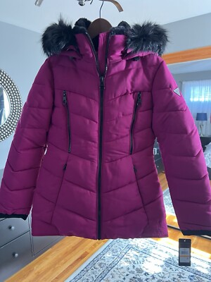 GUESS Ladies Winter Puffer Jacket Hooded Size Small Color Magenta New With  Tags