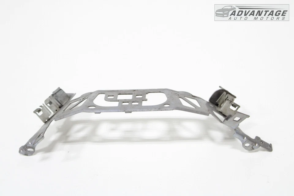 Mercedes E350 W212 2010-2016 sistema de escape soporte de montaje de suspensión OEM Foto 3 de 4