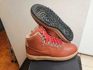nike duckboot 18