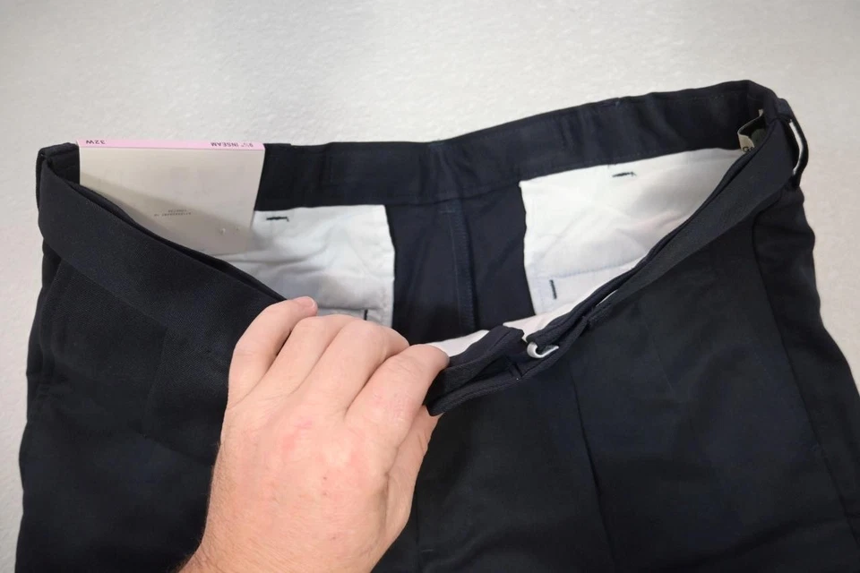 Haggar Cool18 Golf Shorts Navy Pleated Front Flex Waist 9.5" INS Mens Sz 32 NWT - Image 3 of 4