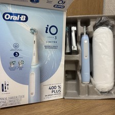 Oral-B iO Series 3 Electric Toothbrush with 2 Brush Heads - Light Blue