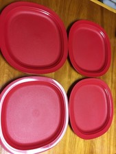 TUPPERWARE 4 NEW 9.5 INCH RED IMPRESSIONS MICROWAVE LUNCHEON LUNCH PLATES